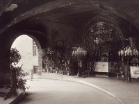 Kamenita vrata, oko 1925. godine